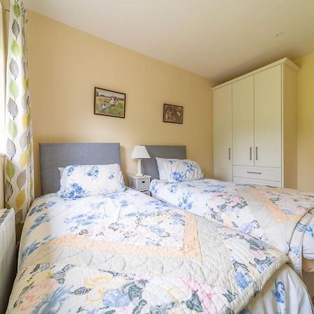 2 Bed Waterfront Property - Close To Courtmacsherry คอร์ก ภายนอก รูปภาพ