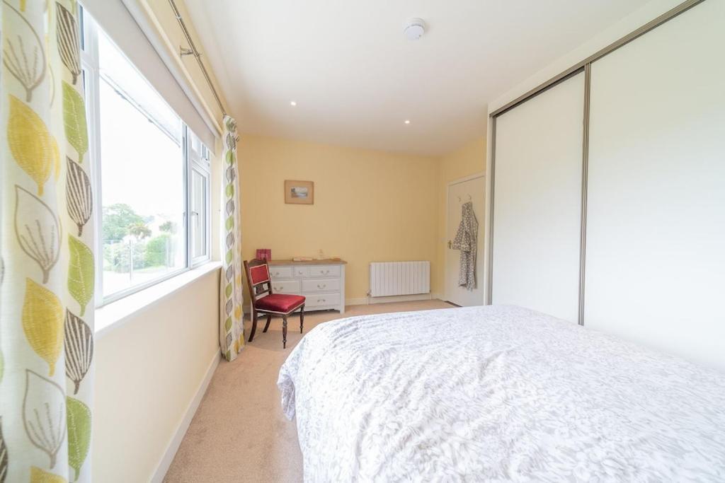 2 Bed Waterfront Property - Close To Courtmacsherry คอร์ก ภายนอก รูปภาพ