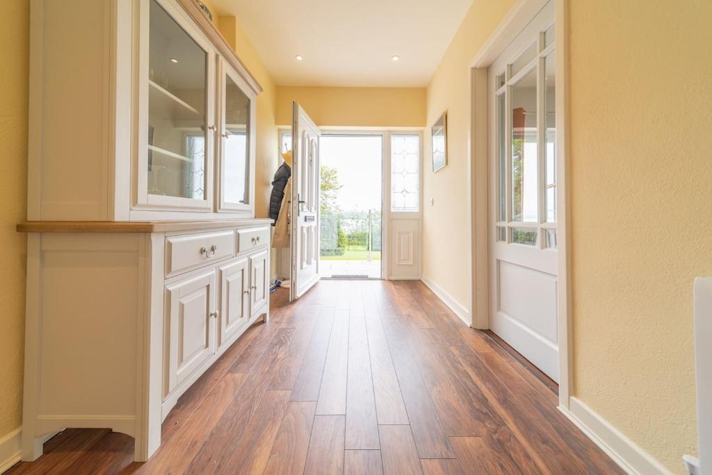 2 Bed Waterfront Property - Close To Courtmacsherry คอร์ก ภายนอก รูปภาพ